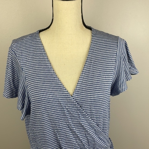 NWT Delancey studio Wrap Blouse Shirt SZ 1X Checkered Blue/White Stretch Comfy - Picture 2 of 11